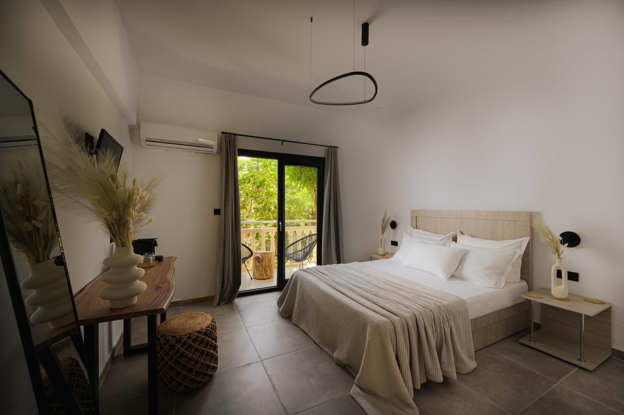 Abelia Boutique Rooms Циливи Екстериор снимка